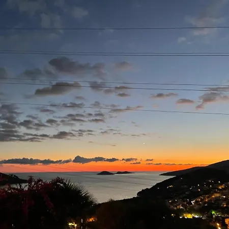 For 4 With Pool * קלקן