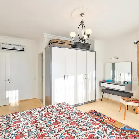 Διαμέρισμα For 4 With Pool *