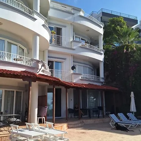 For 4 With Pool Διαμέρισμα