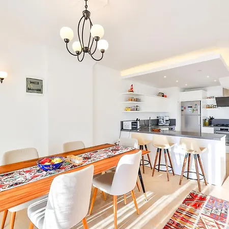 For 4 With Pool * קלקן