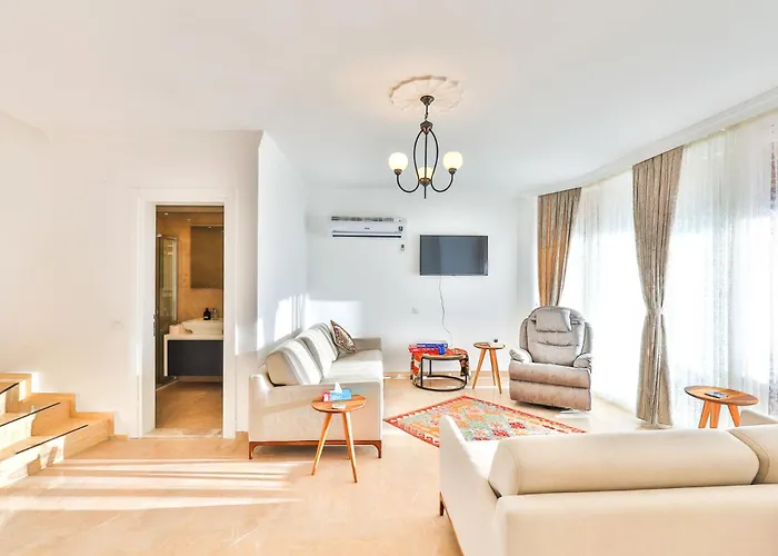 For 4 With Pool Apartament Kalkan
