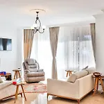 For 4 With Pool Apartamento